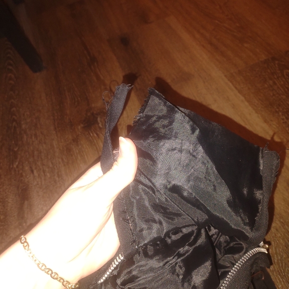 Sold - Picture 7 of 8